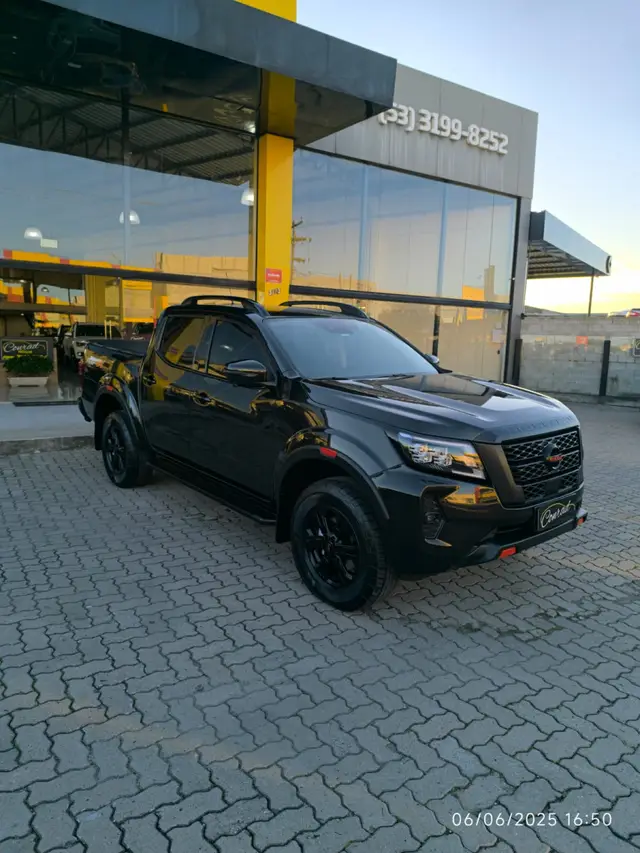 Carro Nissan Frontier 2023 2.3 TD CD PRO-4X 4x4