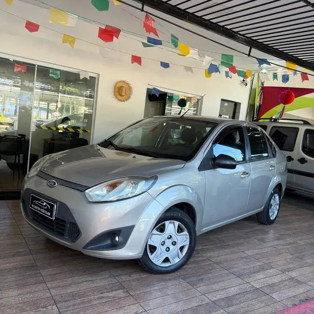 Carro Ford Fiesta Sedan 2013 Sed. 1.6 8V Flex 4p
