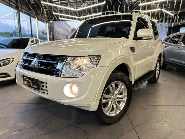 Carro Mitsubishi Pajero Full 2014 3.8 V6 5D HPE 4WD