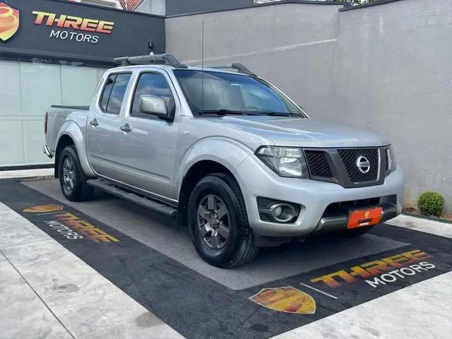 Carro Nissan Frontier 2015 2.5 TD CD 4x2 SV Attack