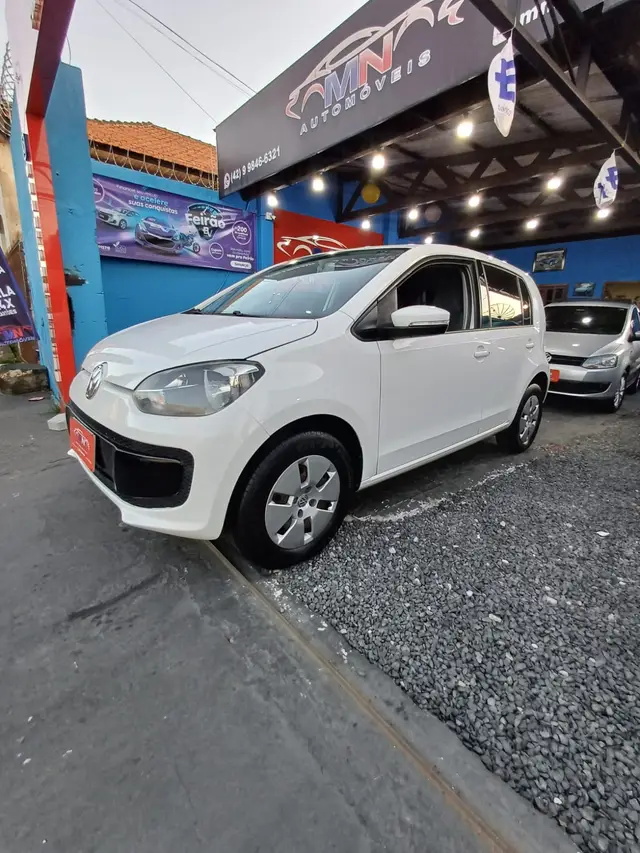 Carro Volkswagen Up! 2015 1.0 12v E-Flex move up! 2p