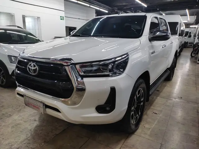 Carro Toyota Hilux Cabine Dupla 2024 SRV 4x4 2.8 Diesel