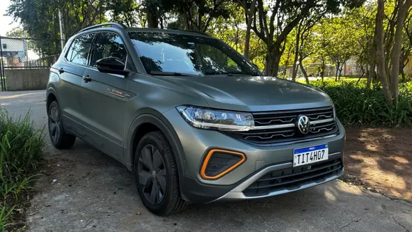 Configuração mais cara aposta em visual exclusivo, mas o motor turbo é bem conhecido