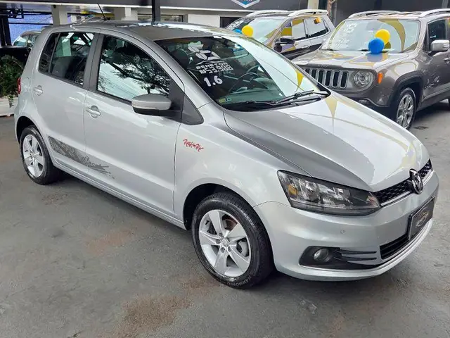 Carro Volkswagen Fox 2016 1.6 MSI Rock in Rio (Flex)