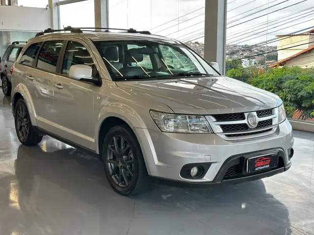 Carro Fiat Freemont 2013 2.4 16V Precision (Aut)