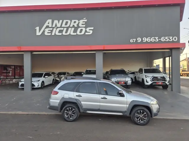 Carro Fiat Palio Weekend 2013 Adventure 1.8 16V (Flex)