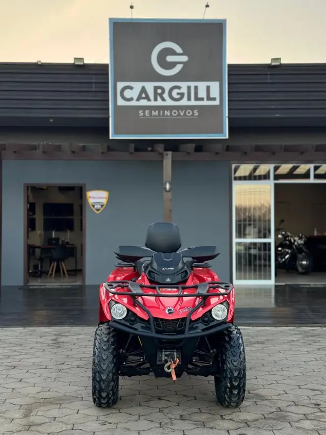 Carro BRP Can-Am Commander 2020 can-am Outlander MAX 570 4X4 Quadriciclo