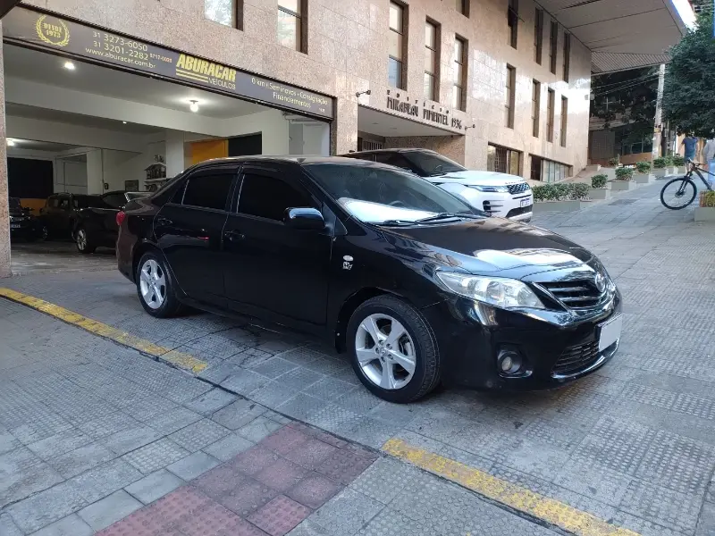 Toyota Corolla Sedan 1.8 Dual VVT-i GLI (aut) (flex)
