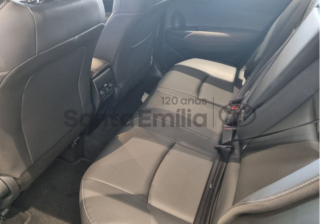 Corolla Cross XRE 2.0