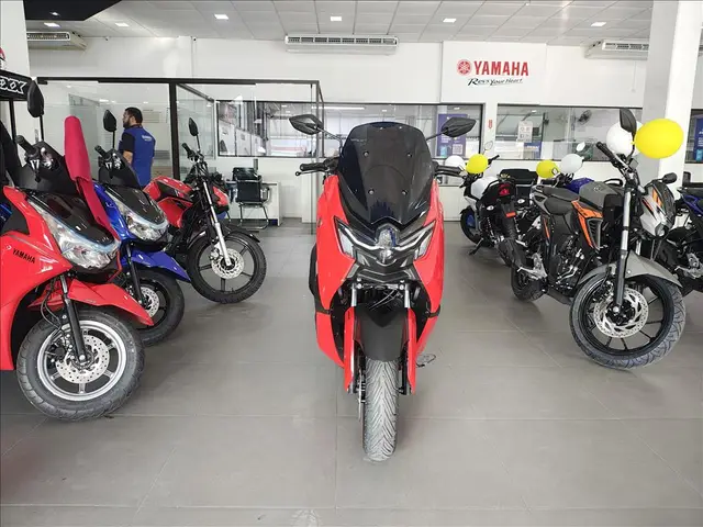 Carro Yamaha NMax 2025 Connected 160 ABS