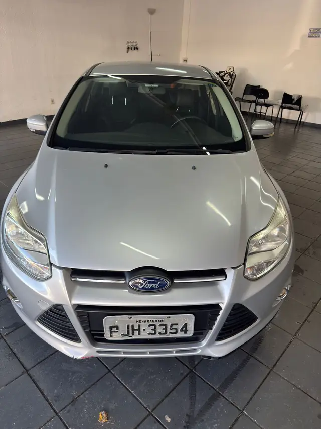 Carro Ford Focus Hatch 2015 S 1.6 16V TiVCT