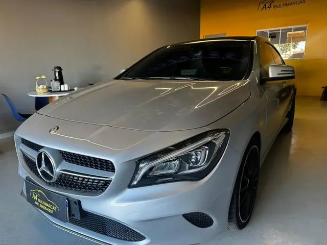 Carro Mercedes-Benz Classe A  2018 200 1.6 Turbo