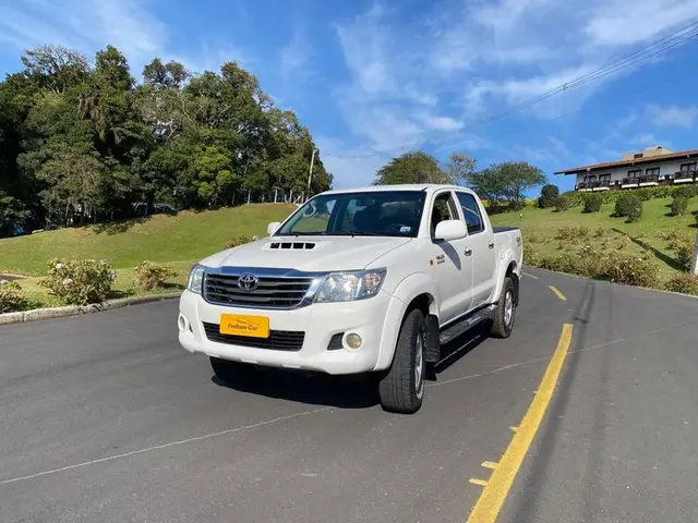 Carro Toyota Hilux Cabine Dupla 2014 Hilux 3.0 TDI 4x4 CD SR