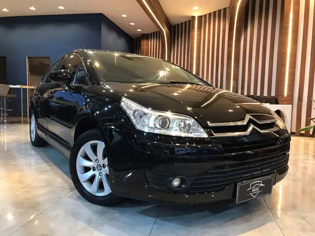 Carro Citroën C4 2011 Exclusive Sport 2.0 (Flex)
