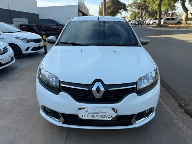Carro Renault Sandero 2017 Expression 1.0 16V (Flex)
