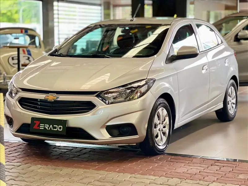 Chevrolet Onix 1.0 LT SPE/4
