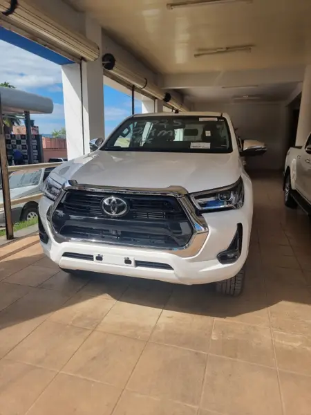 Carro Toyota Hilux Cabine Dupla 2025 SRX 4x4 2.8 Diesel