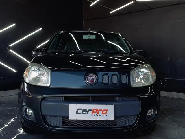 Carro Fiat Uno 2012 Vivace 1.0 8V (Flex) 4p