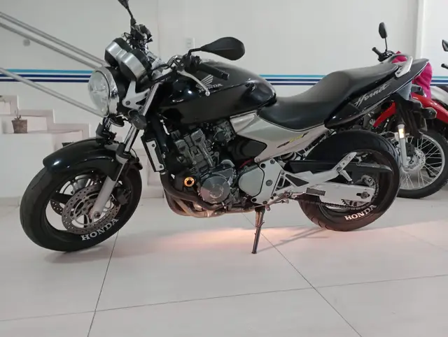 Moto Honda CB 600F 2005 Hornet
