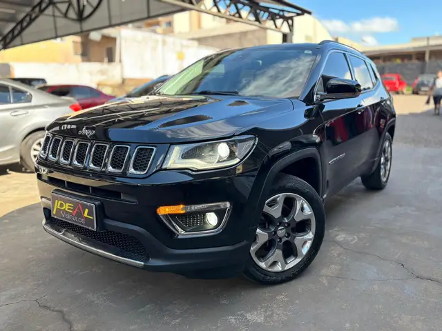Carro Jeep Compass 2017 2.0 Limited (Aut) (Flex)