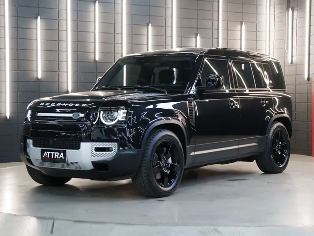 Carro Land Rover Defender 2023 110 D300 HSE Die. Aut.(Híb.)
