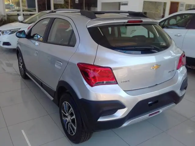 Carro Chevrolet Onix 2018 1.4 Activ SPE/4 (Aut)
