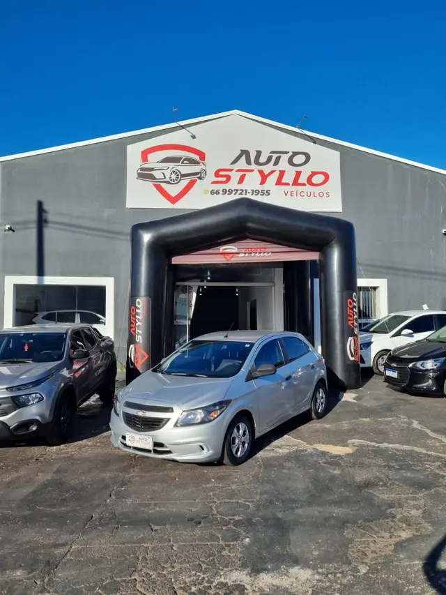 Carro Chevrolet Onix 2019 1.0 Joy SPE/4
