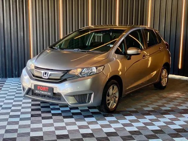 Carro Honda Fit 2016 1.5 16v LX CVT (Flex)