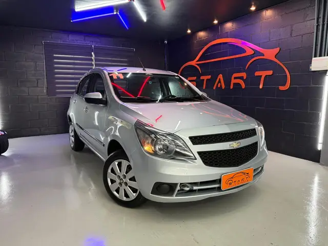 Carro Chevrolet Agile 2013 LT 1.4 8V (Flex)