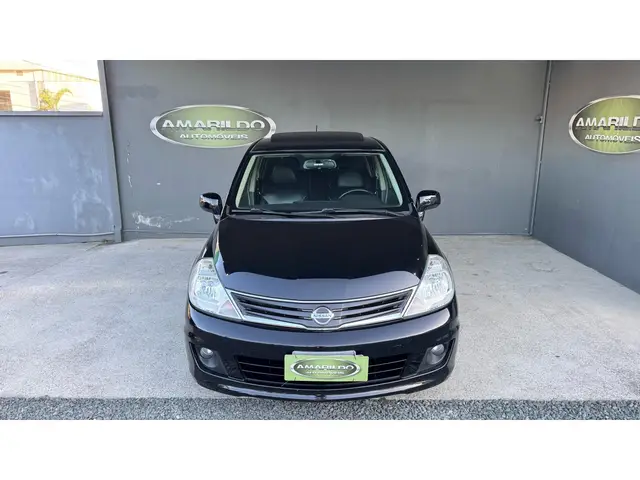 Carro Nissan Tiida 2013 SL 1.8 (flex)