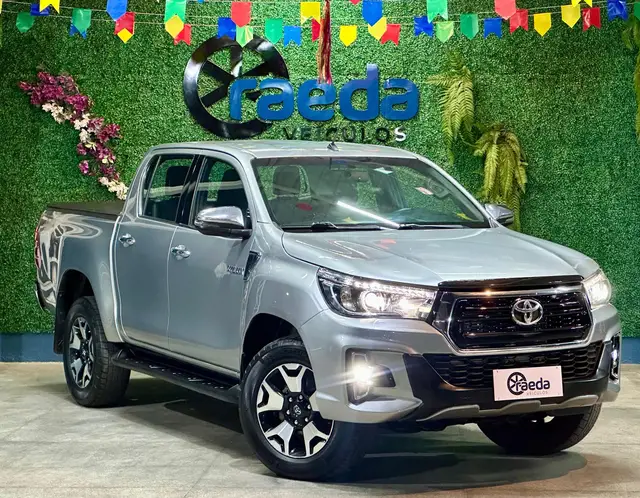 Carro Toyota Hilux Cabine Dupla 2020 Hilux 2.8 TDI SRX CD 4x4 (Aut)