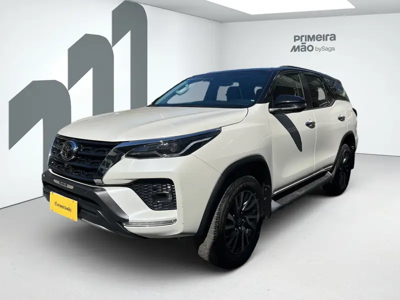 Toyota SRX 2.8 turbodiesel 5L 4x4 (Aut)