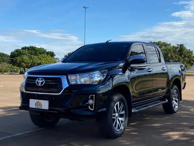 Carro Toyota Hilux Cabine Dupla 2020 Hilux 2.8 16v TDI SRV CD 4x4 (Aut)
