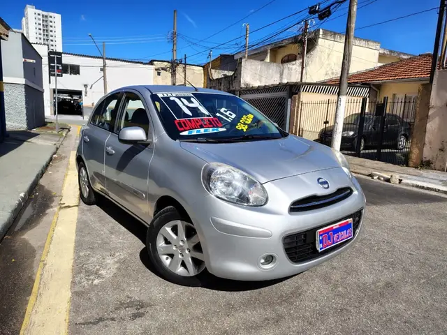Carro Nissan March 2014 1.6 16V SV (Flex)