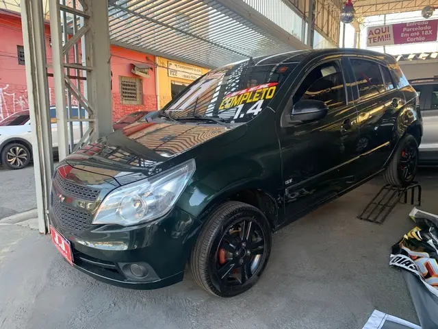 Carro Chevrolet Agile 2011 LTZ 1.4 8V (Flex)