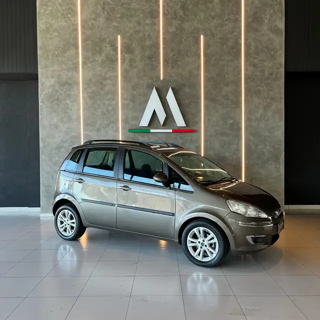 Carro Fiat Idea 2014 ESSENCE Dualogic 1.6 Flex 16V 5p