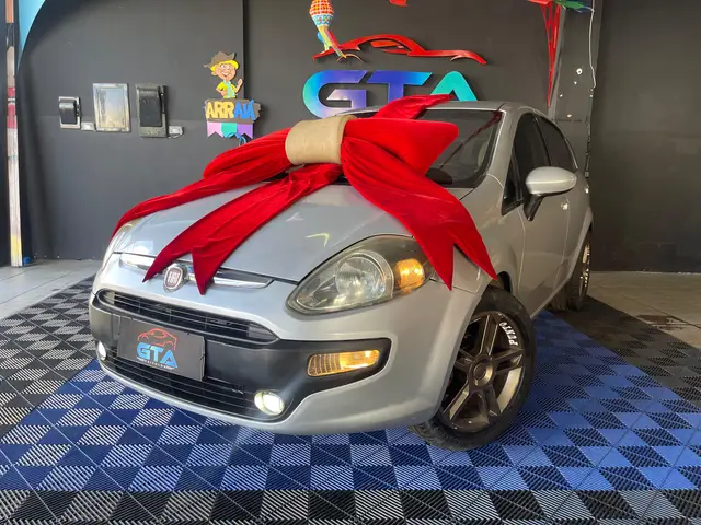Carro Fiat Punto 2013 Essence 1.6 16V (Flex)