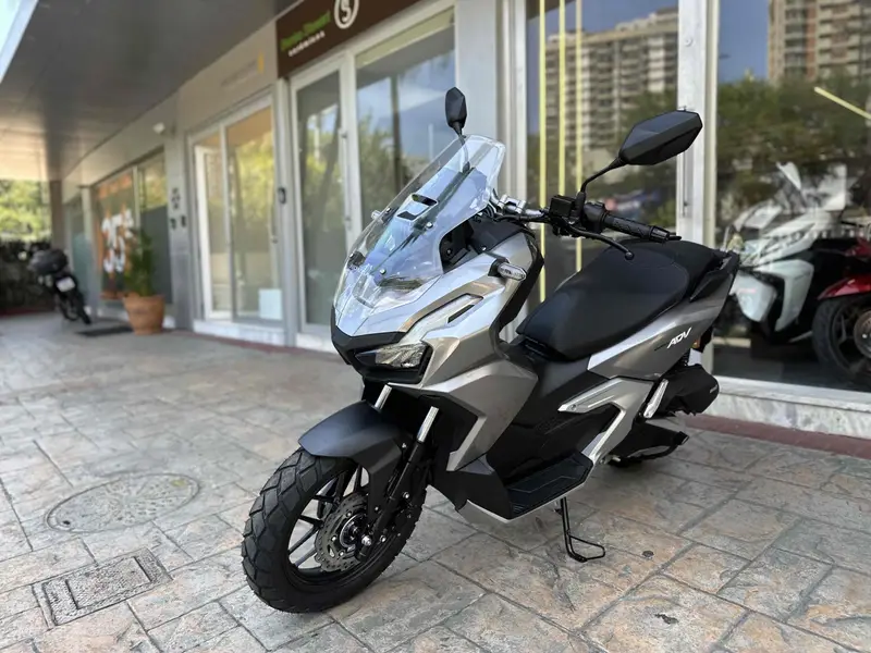 Honda ADV 160 (ABS)