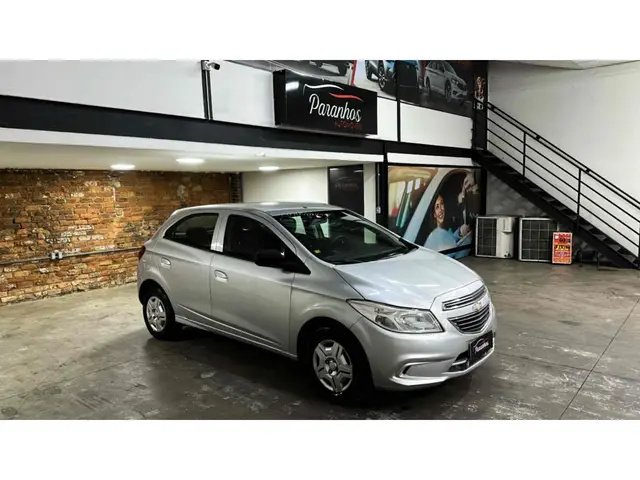 Carro Chevrolet Onix 2016 1.0 LT SPE/4
