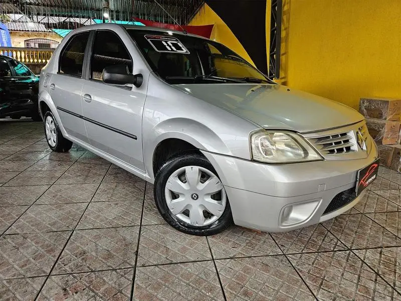Renault Logan Expression 1.0 16V (flex)