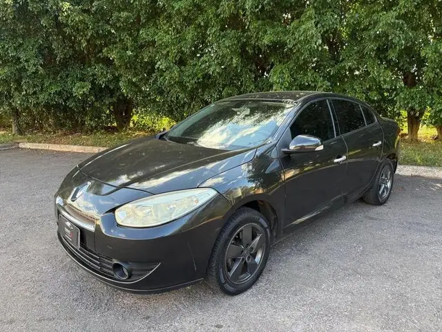 Carro Renault Fluence 2013 2.0 16V Dynamique (Flex)