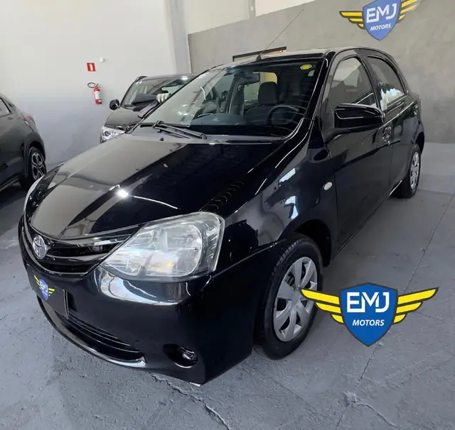 Carro Toyota Etios 2016 X 1.3 (Flex)
