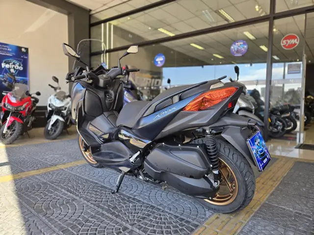Carro Yamaha XMax 2023 ABS