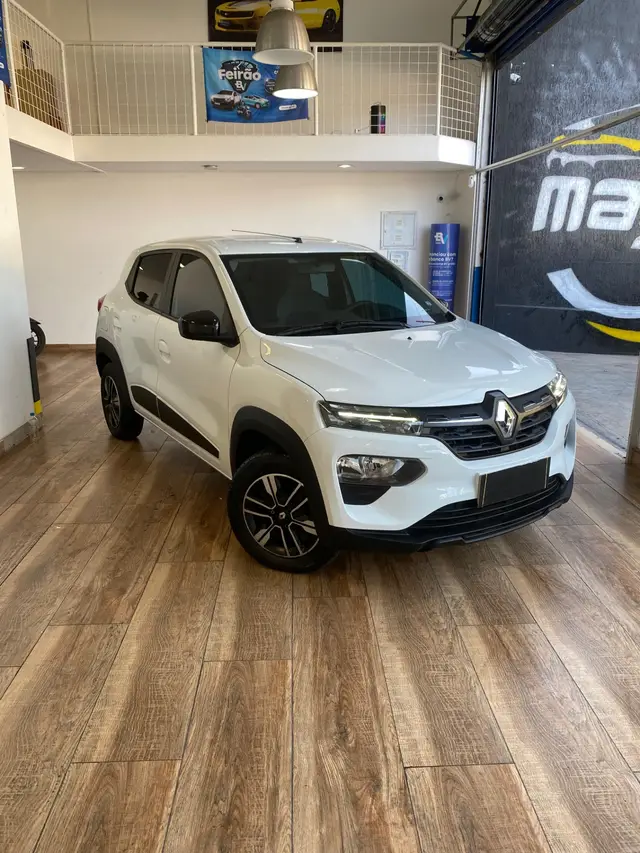 Carro Renault Kwid 2024 Intense 1.0 12v SCe (Flex)