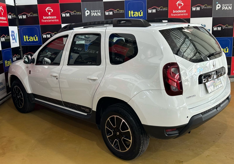 RENAULT DUSTER