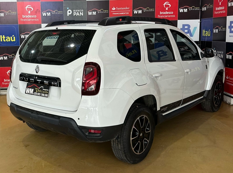 RENAULT DUSTER