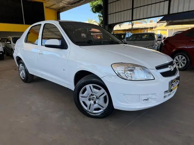 Carro Chevrolet Prisma 2012 1.4 LT SPE/4
