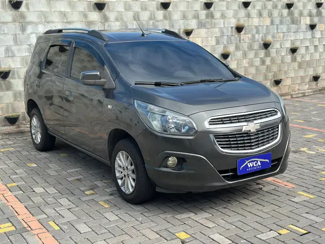 Carro Chevrolet Spin 2014 LTZ 7S 1.8 (Flex)
