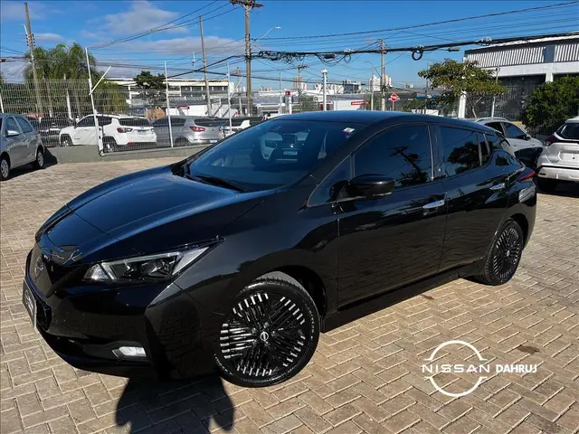 Carro Nissan Leaf 2023 40 kWh Tekna