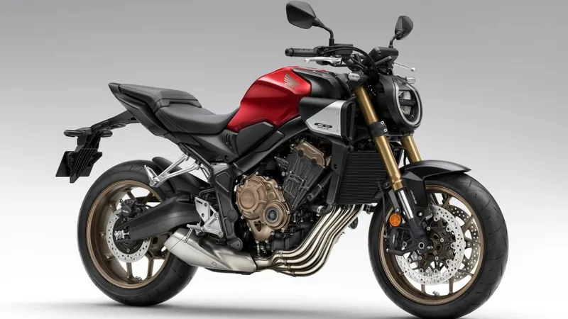 Honda terá CB 650R “automática” e Africa Twin com tanque maior ainda este ano